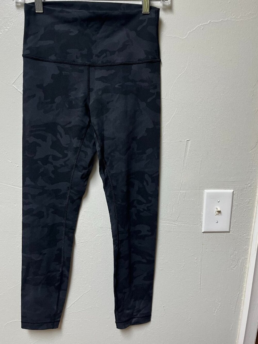 lululemon black and gray camouflage leggings